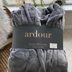 Ardour Luxury Velvet Robe in Gray (Brand new & never open/used)